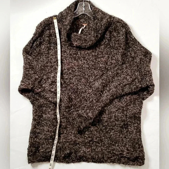 Free People Sz XS Cowl Neck Boho Oversized Sweater Cloud born Alpaca Wool Blend - Picture 7 of 11